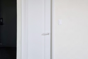 평택 진위면 아파트, 도어 필름과 샷시 시트지로 완벽 변신 - 스타일과 기능을 동시에!