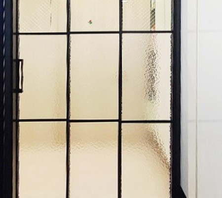 초슬림 3연동 중문으로 완성하는 모던 거실: 분당 수내동의 망입금사유리 시공 후기