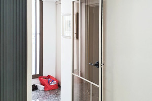 판교 봇들마을의 혁신! 양방향 스윙도어로 현관중문 교체의 모든 매력