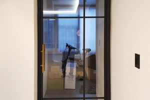 은평구 북한산 현대홈타운, 비대칭 양개 중문으로 넓어지는 현관의 혁신!