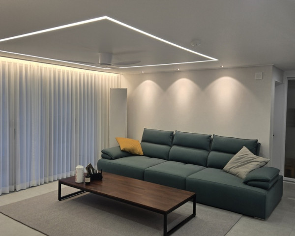 우드화이트 주방과 포쉐린 타일로 완성…