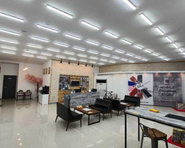 모던 감성을 담은 아이보리 톤의 따뜻…